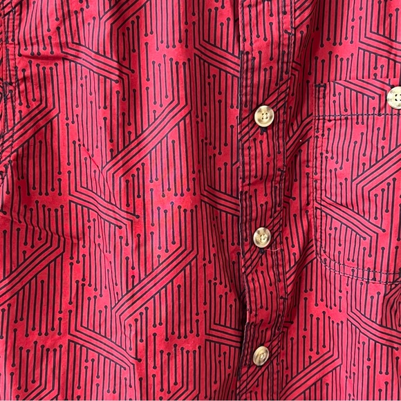 ⭐️ Duluth Trading Co Casual Relaxed Fit Short Sleeve Button Down Shirt SMALL - Picture 2 of 12